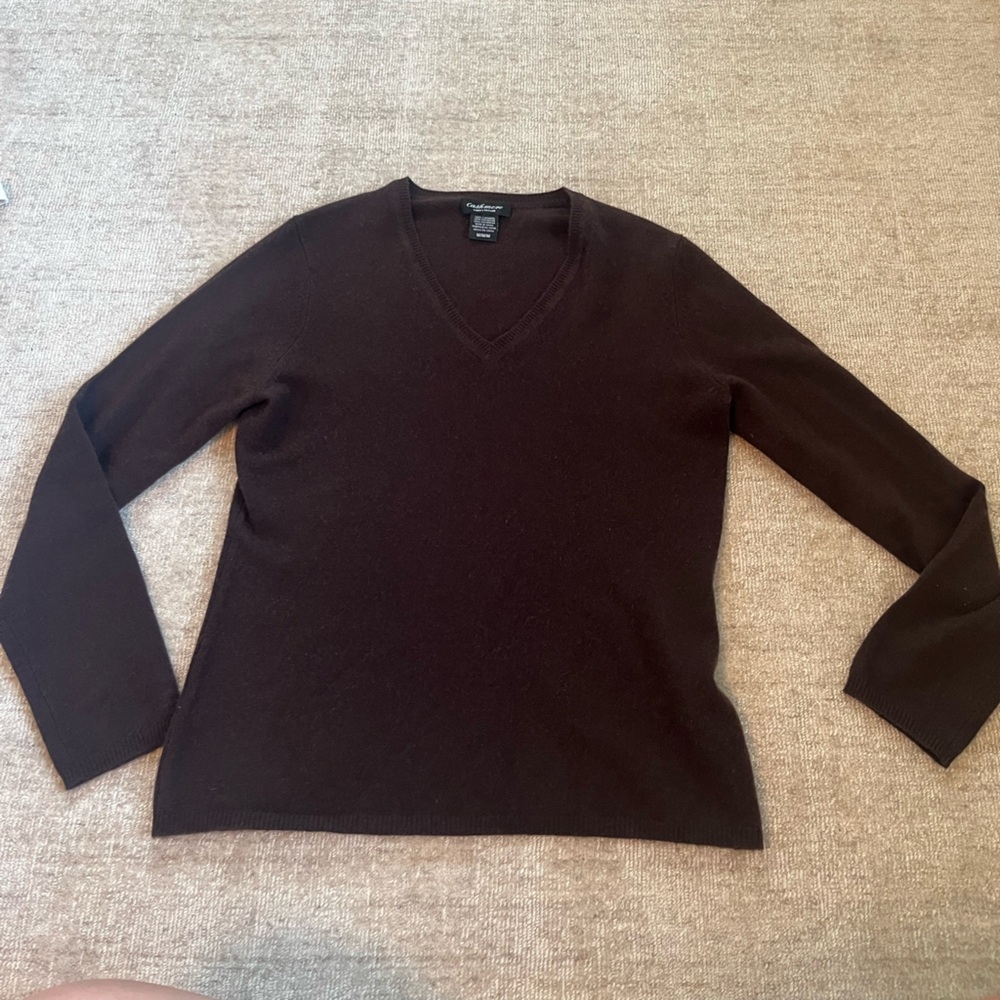 Lord and Taylor cashmere sweater